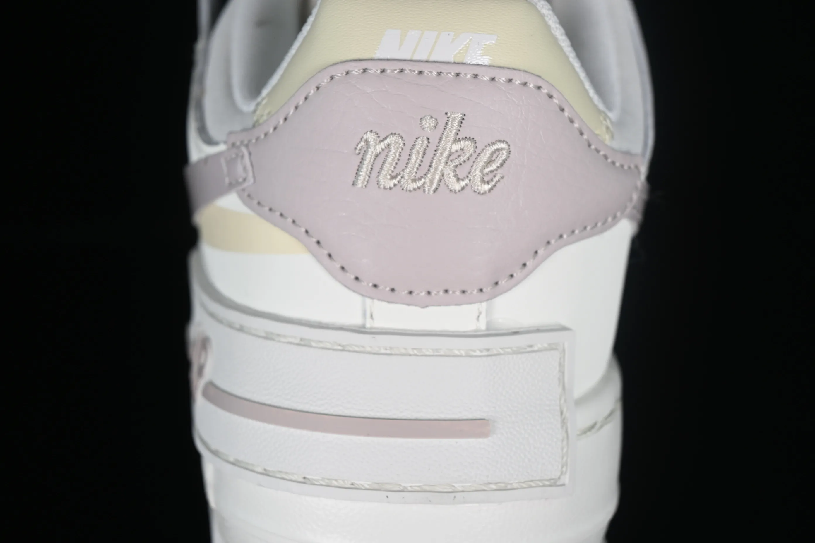 All Categories Nk Air Force 1 Air Force Series Nk Air Force 1 Shadow Air Force Lightweight Increase Nk Air Force 1 Shadow Air Force One Lightweight Increase Low-top Versatile Sneakers DZ1847-104